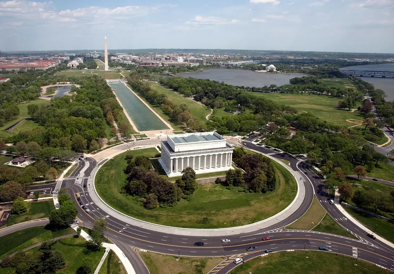 The memorial from above, at the west end of the National Mall
